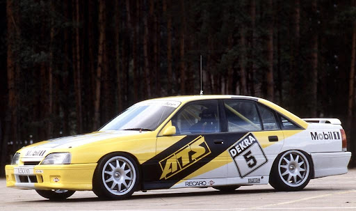 Opel Omega 3000 24V en el DTM